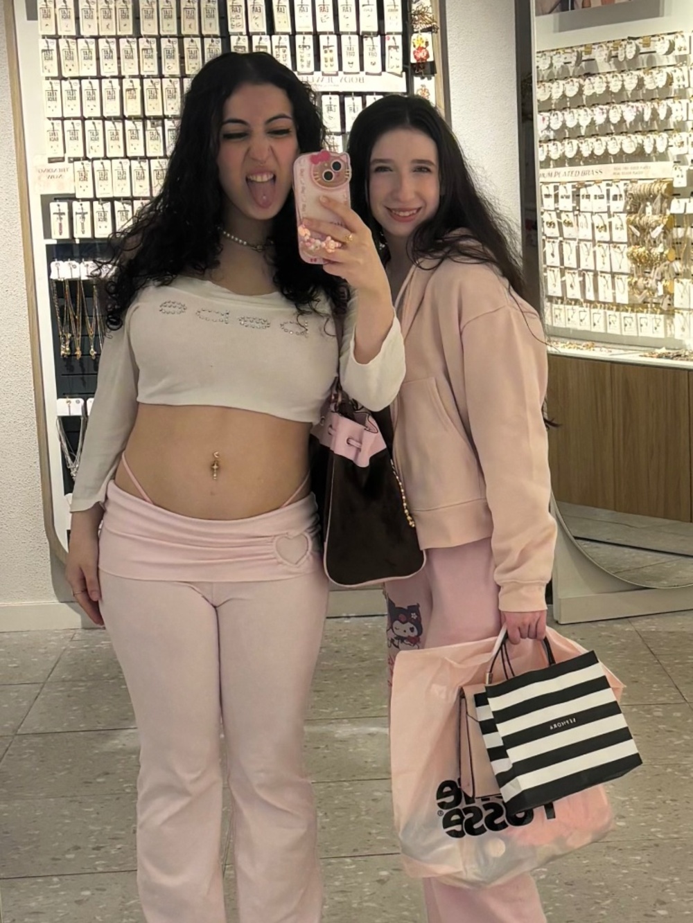 Meet your Posher, Straw